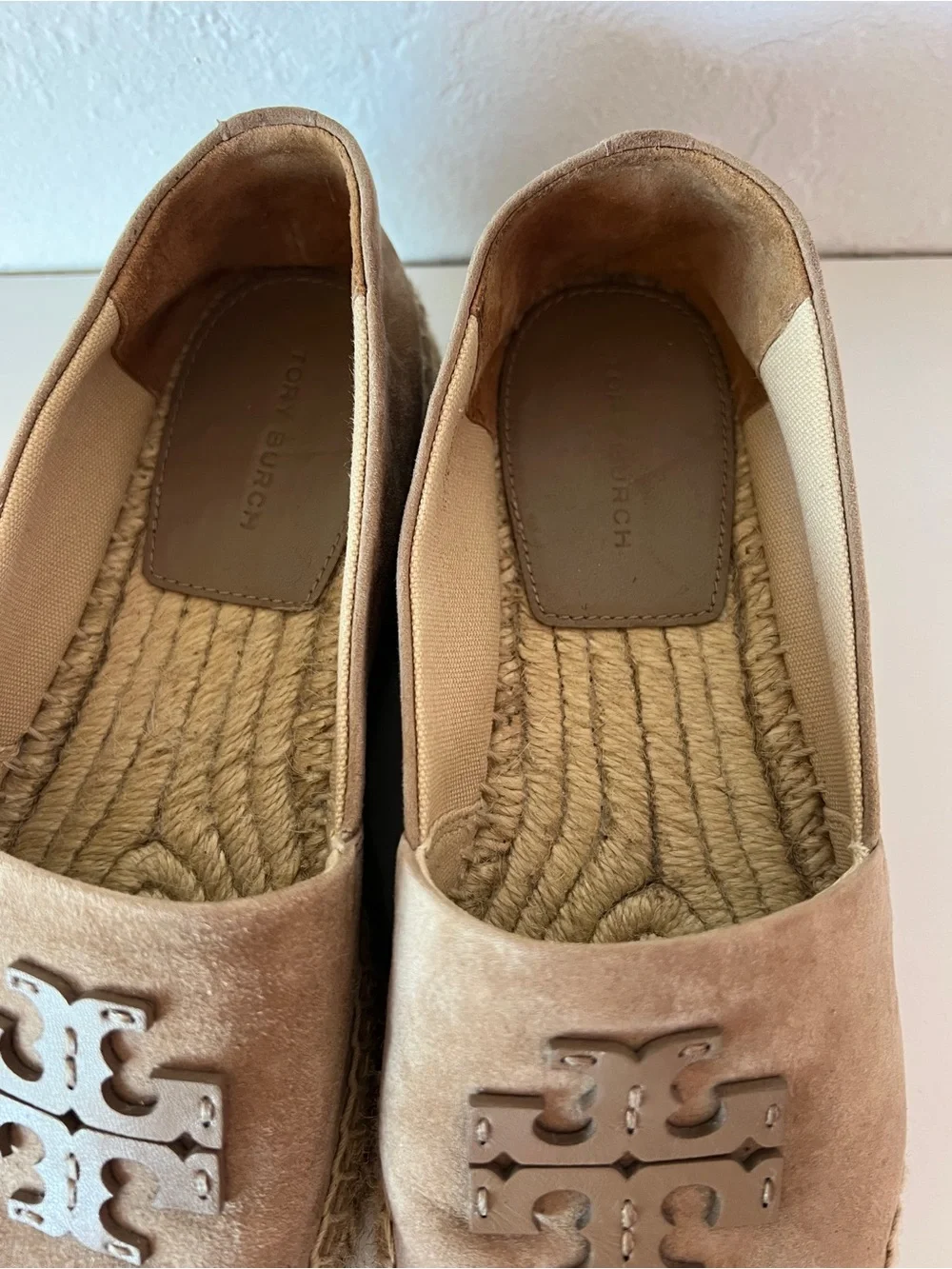 Tory Burch slip design